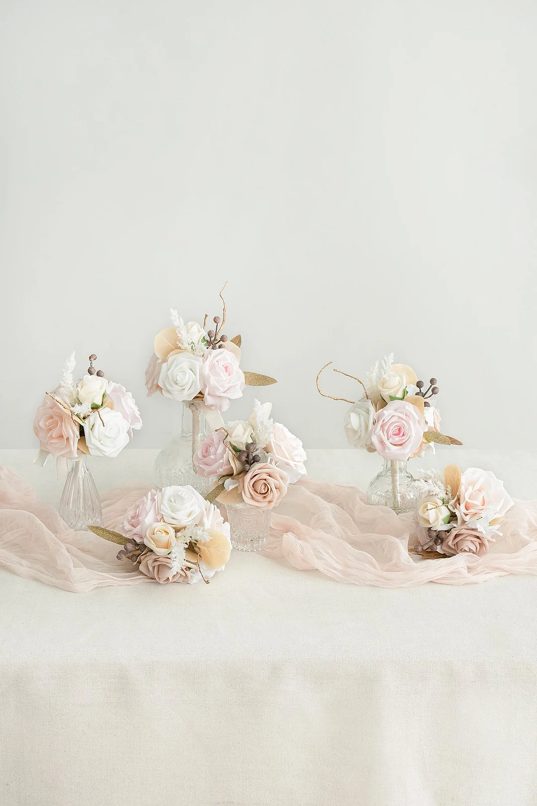 Mini Bouquet Centerpiece Set in White & Beige