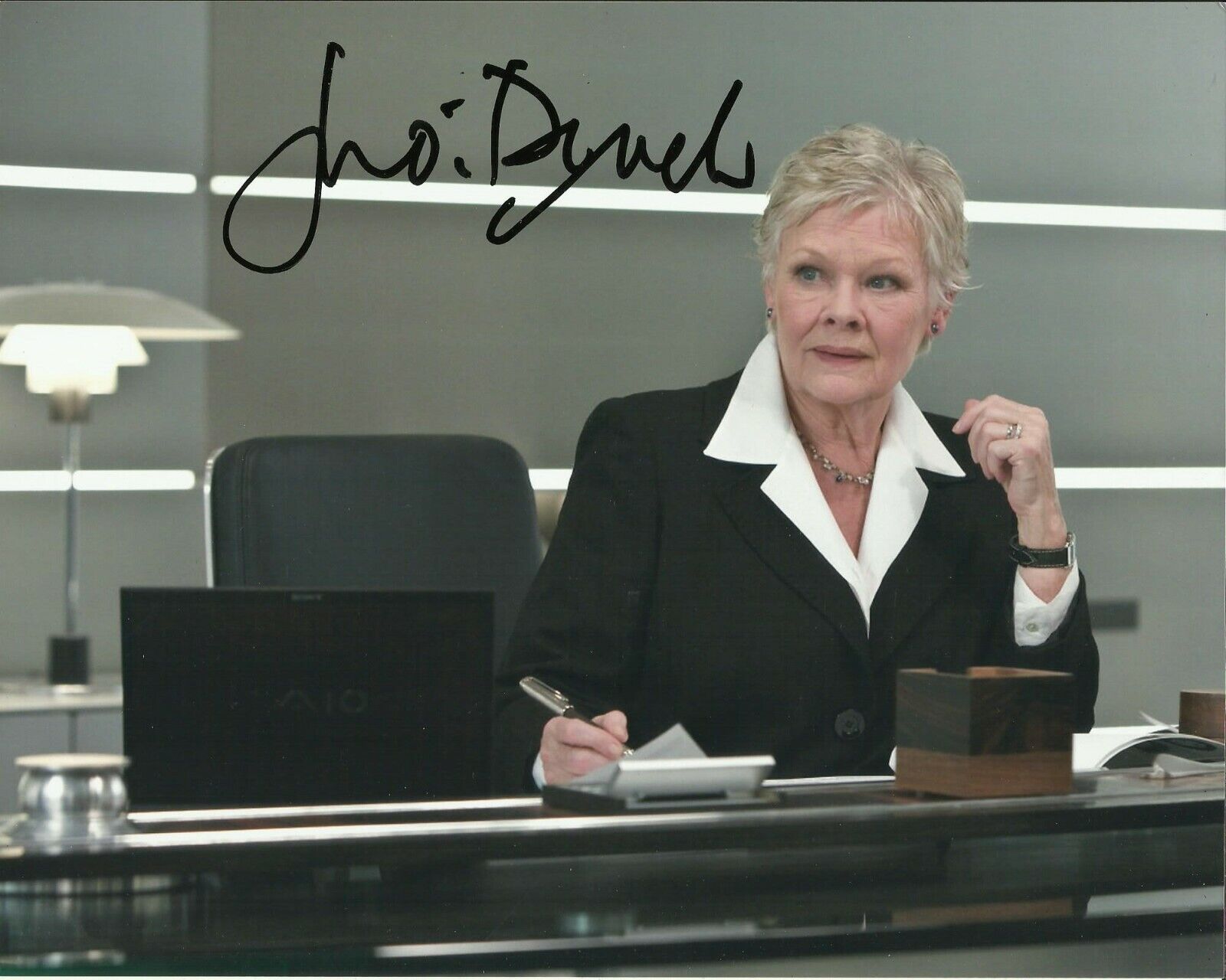 JUDI DENCH SIGNED BOND Photo Poster painting UACC REG 242 (9)