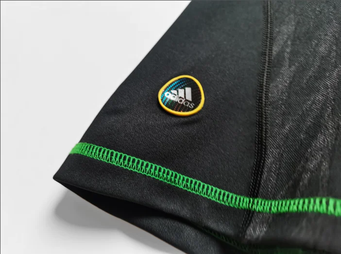 Retro 2010 Mexico Away Men's Football T-Shirt Thai Quality