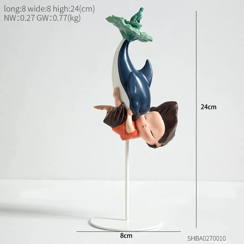 Christmas Decorations Resin Girl Model Mini Figures Home Decoration Accessories Modern Fairy Garden Room Decor Birthday Gifts