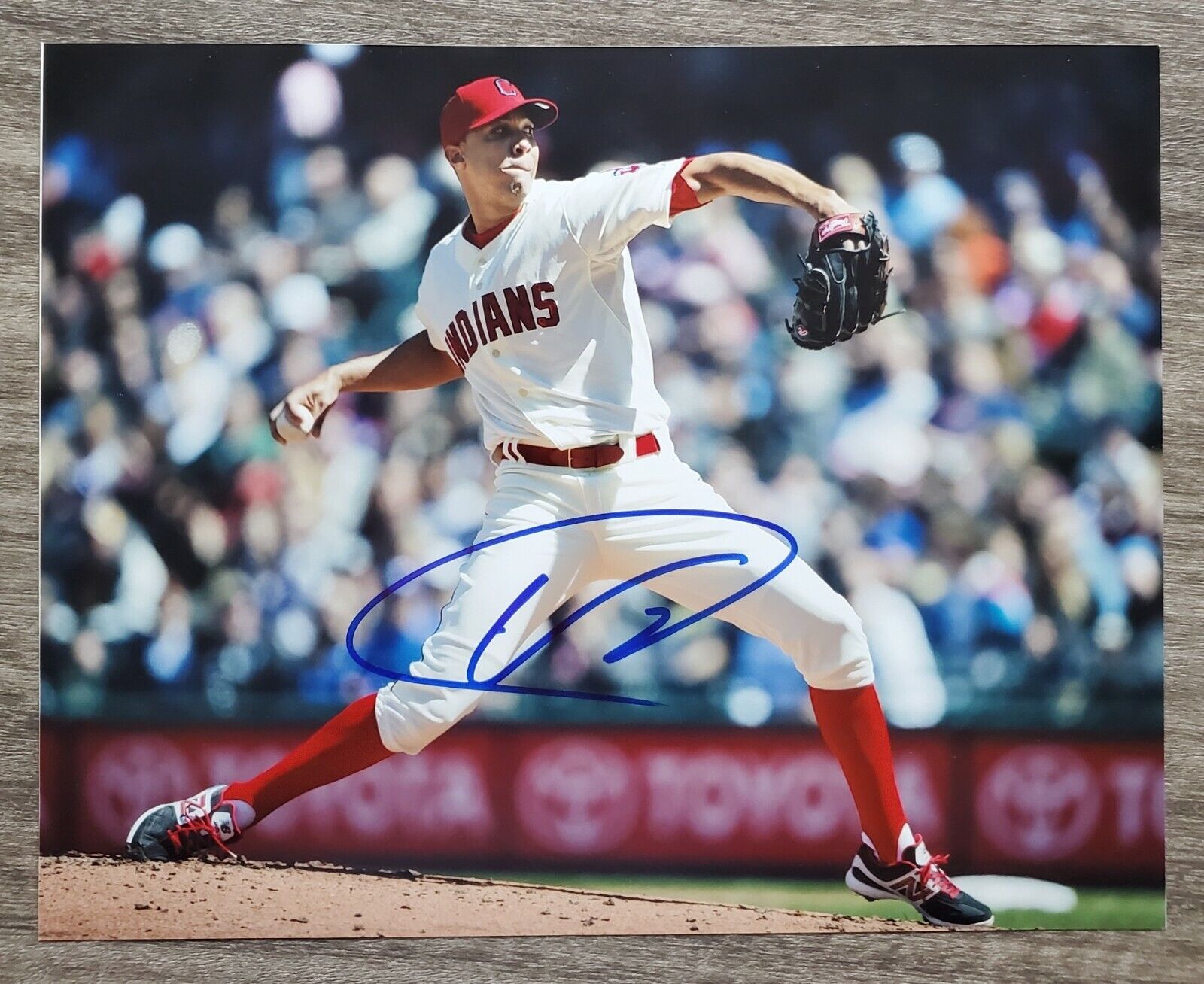 Ubaldo Jimenez Signed 8x10 Photo Poster painting Cleveland Indians MLB RAD