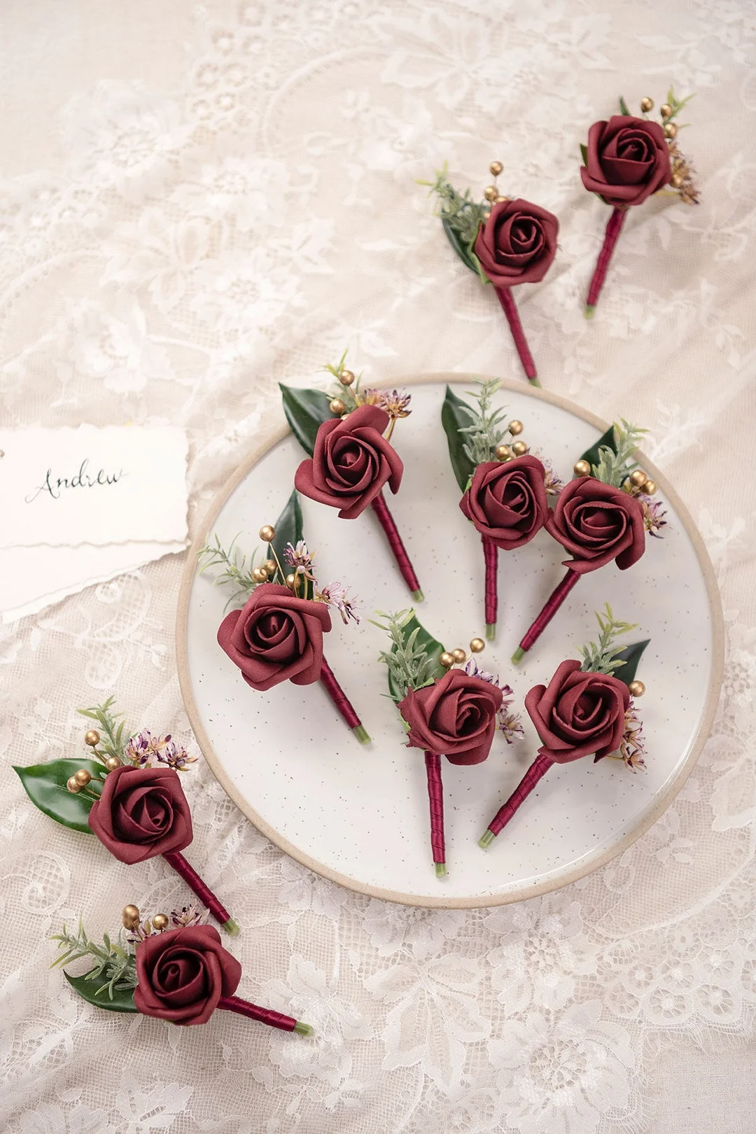 Boutonnieres for Guest in Burgundy