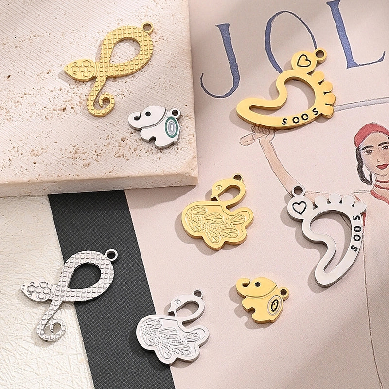 1 Piece 10x9mm 16x13mm 22x13mm Hole 1~1.9mm 304 Stainless Steel 18K Gold Plated Swan Footprint Snake Polished Jewelry Accessories Pendant