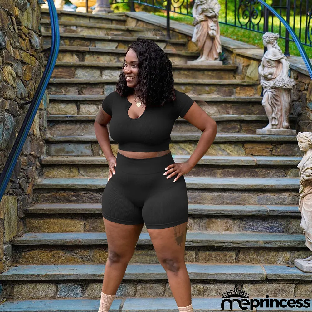 Plus Size Solid Color Short Sleeve Shorts Two Piece Sets