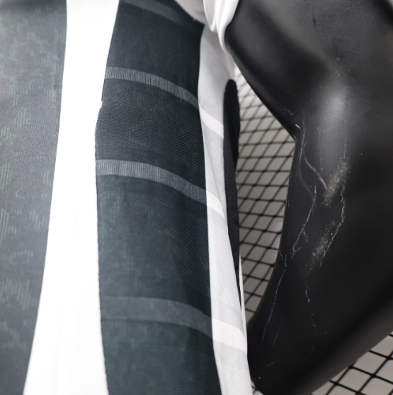 24/25 Juventus Home Player Version Football T-Shirt Thai Quality