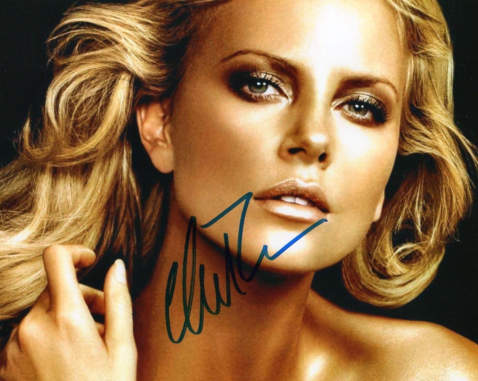 CHARLIZE THERON AUTOGRAPHED SIGNED A4 PP POSTER Photo Poster painting PRINT 17