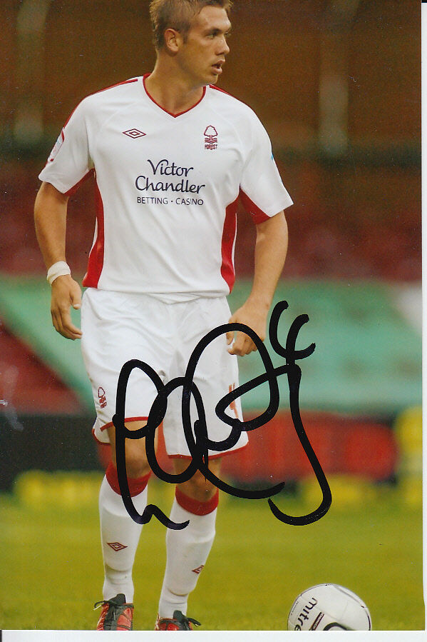 NOTTINGHAM FOREST HAND SIGNED LUKE CHAMBERS 6X4 Photo Poster painting 2.