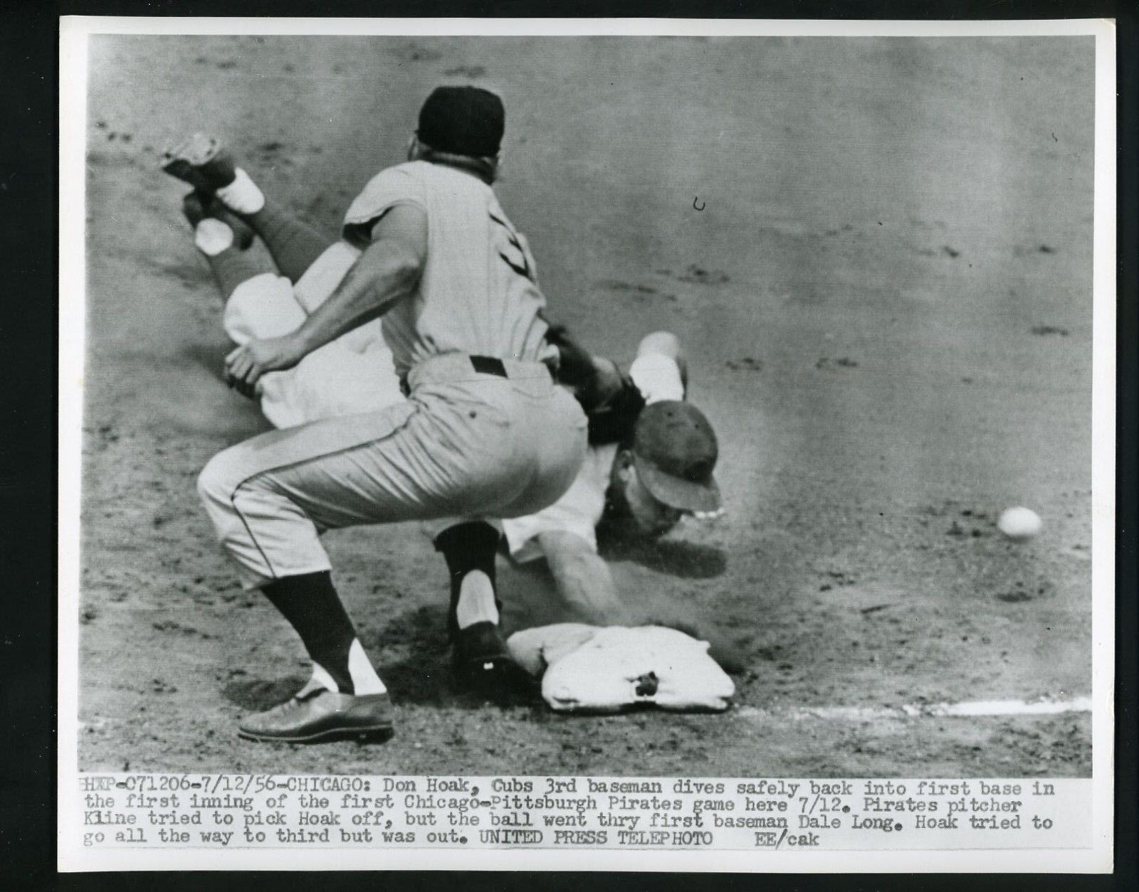 Dale Long & Don Hoak 1956 Press Photo Poster painting Pittsburgh Pirates Chicago Cubs