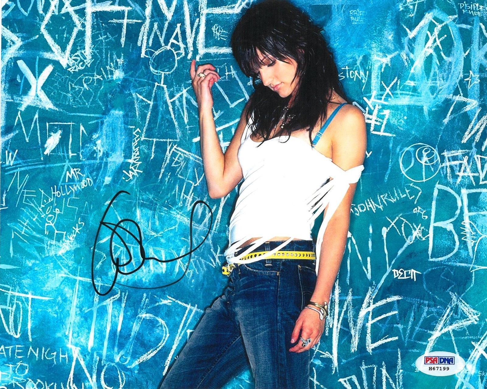 Ashlee Simpson Signed Authentic Autographed 8x10 Photo Poster painting PSA/DNA #H67199