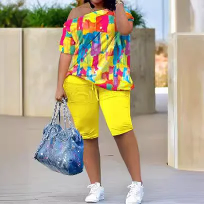 Uveng Uveng Summer One-Line Shoulder Print Short-Sleeved T-Shirt, Pleated Shorts, Women's Suit