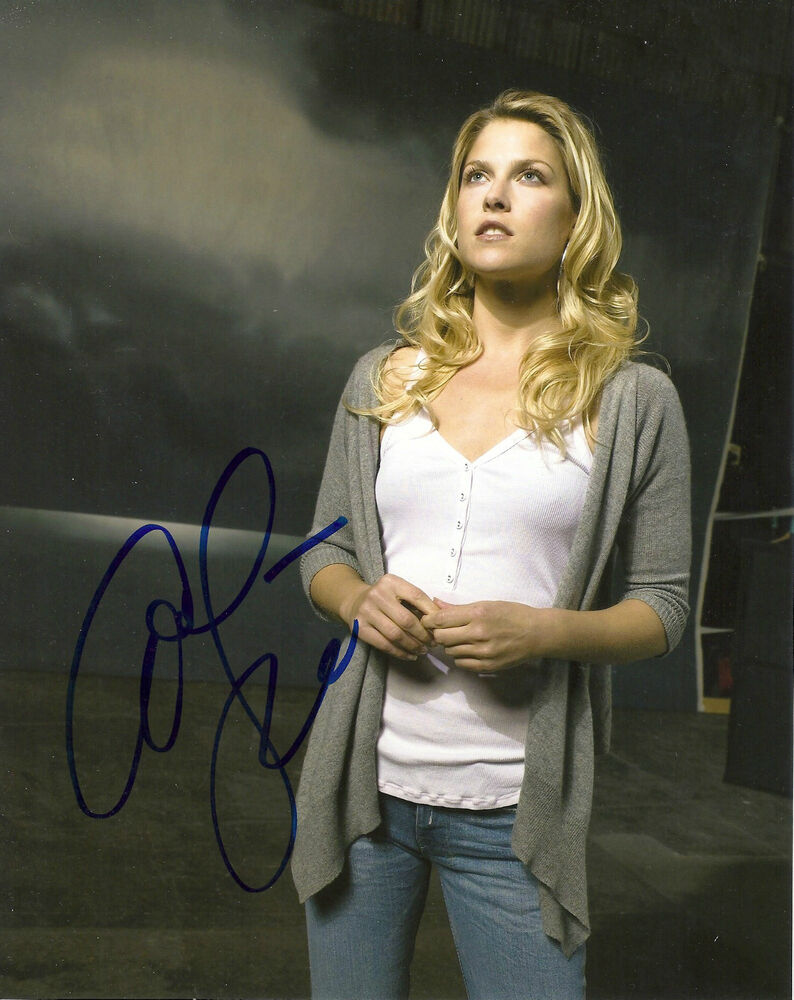 ALI LARTER 'HEROES' 'RESIDENT EVIL' SIGNED 8X10 PICTURE 4