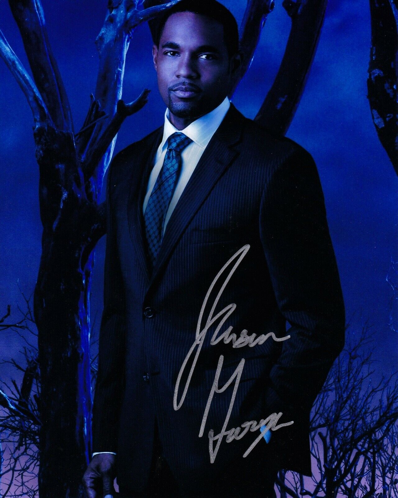 Jason GEORGE - Witches of East End - SIGNED 10x8 Autograph Photo Poster painting COA