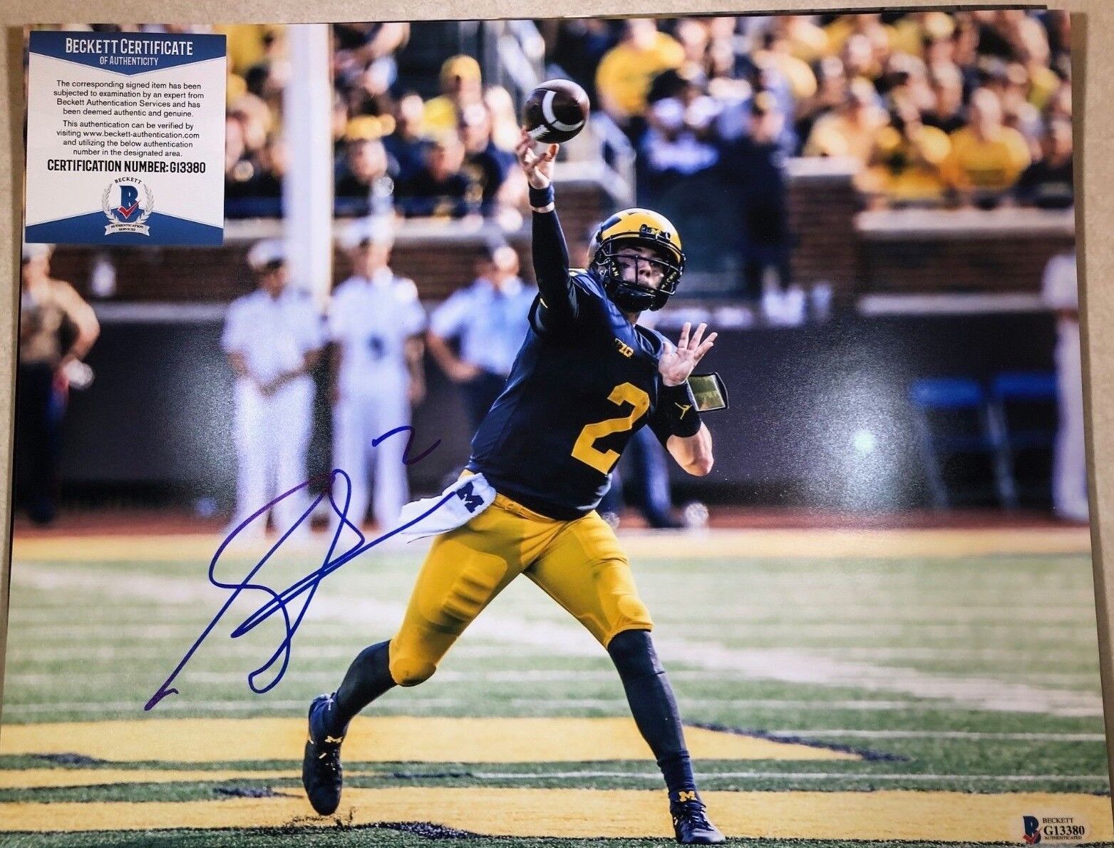 Michigan Wolverines SHEA PATTERSON Signed 11x14 Photo Poster painting Beckett BAS G13380