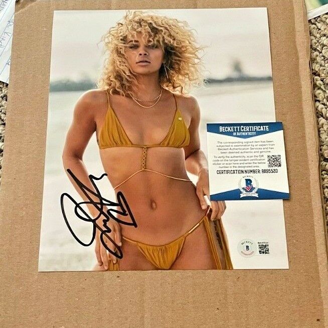 JASMINE SANDERS SIGNED S.I. SWIMSUIT MODEL 8X10 Photo Poster painting BECKETT CERTIFIED #12