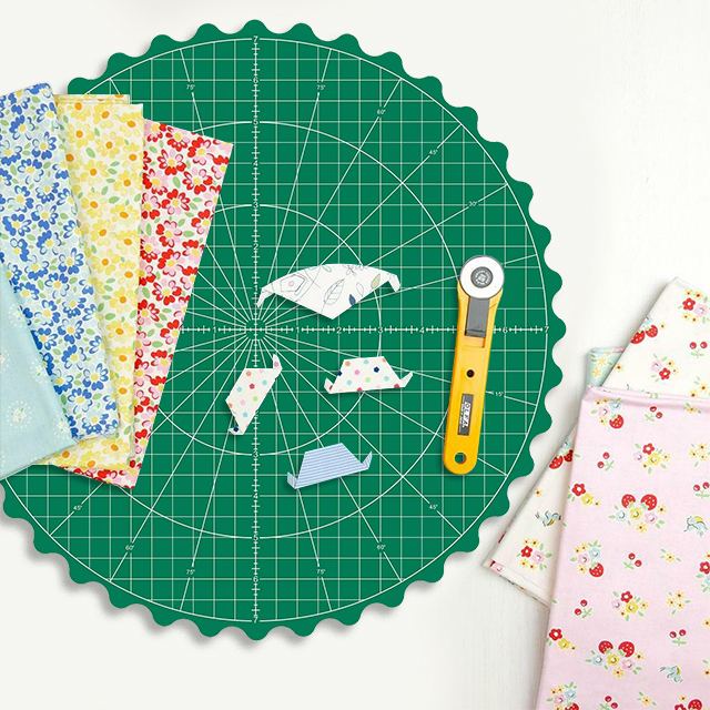 Rotating Cutting Mat