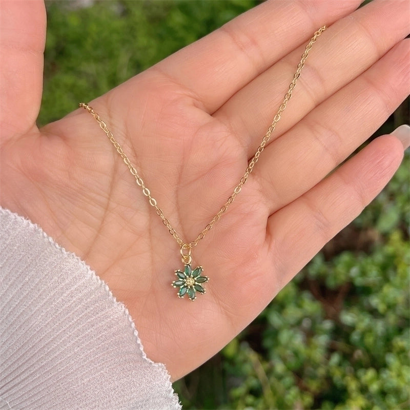 Copper 18K Gold Plated Minimalist Classic Style Flower Plating Inlay Zircon Pendant Necklace