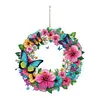 Couronne de fleurs et de papillons en per&ccedil;age et diamants d&rsquo;un seul c&ocirc;t&eacute;