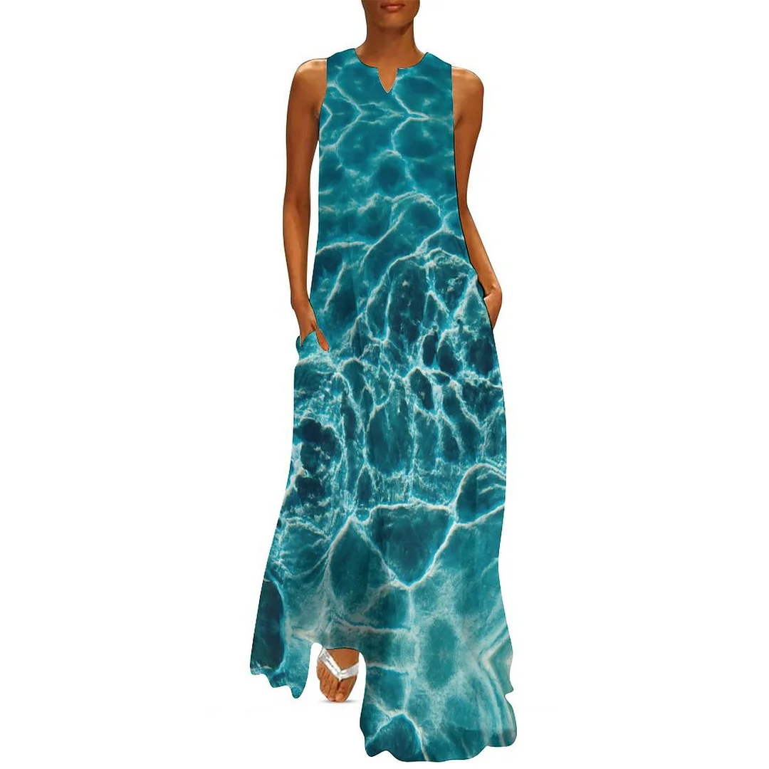Style & Comfort for Mature Women Plus Size Printed Sleeveless Casual Women Maxi Dress with Pockets in Pattern Blue, Abstract, Wave