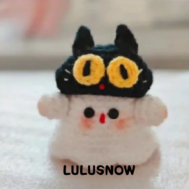Lulusnow Handmade Black Halloween Amigurumi Ghost Black Kitty Hat  Crochet Key Pendant Bag Accessories Key Pendant