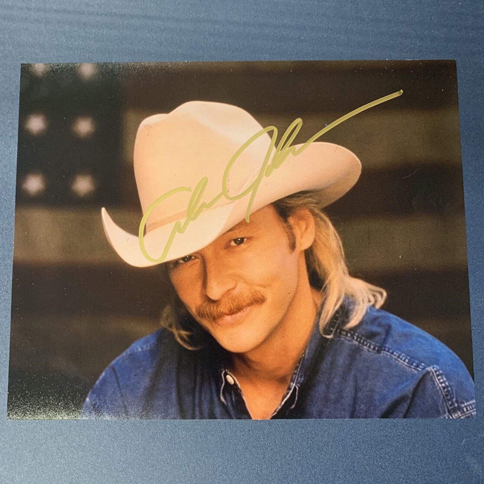 ALAN JACKSON HAND SIGNED 8x10 Photo Poster painting COUNTRY MUSIC SUPER STAR LEGEND RARE COA