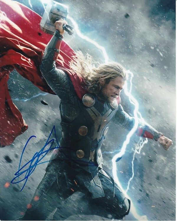 CHRIS HEMSWORTH signed autographed THOR 8x10 Photo Poster painting