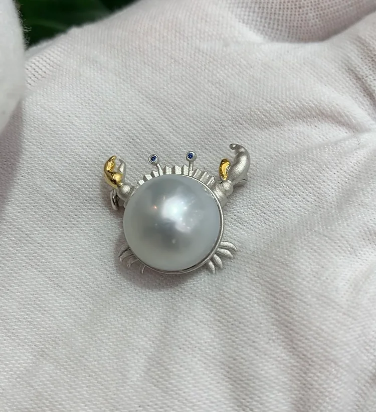 TINA PEARL's cute crab design seawater pearl +S925 silver pearl brooch