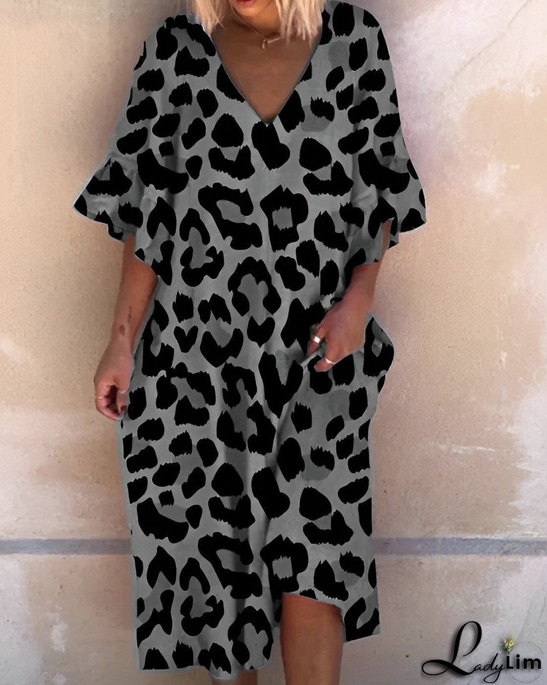 Classic and breezy Dress