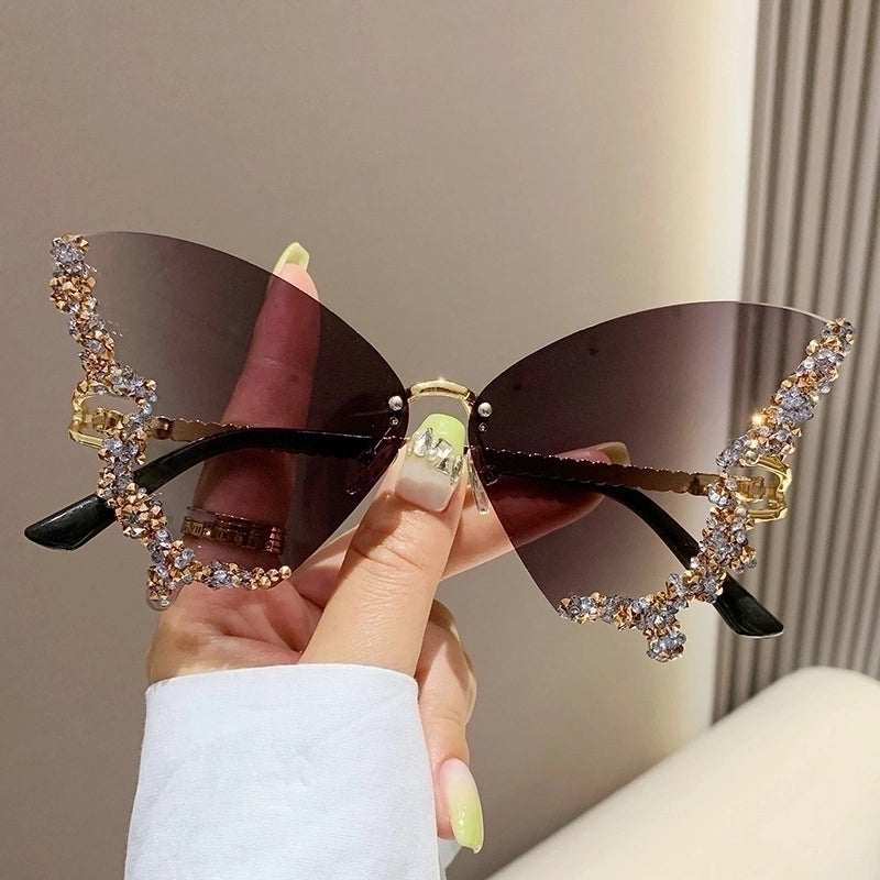 Elegant Modern Style Butterfly Pc Butterfly Frame Diamond Frameless Women’s Sunglasses