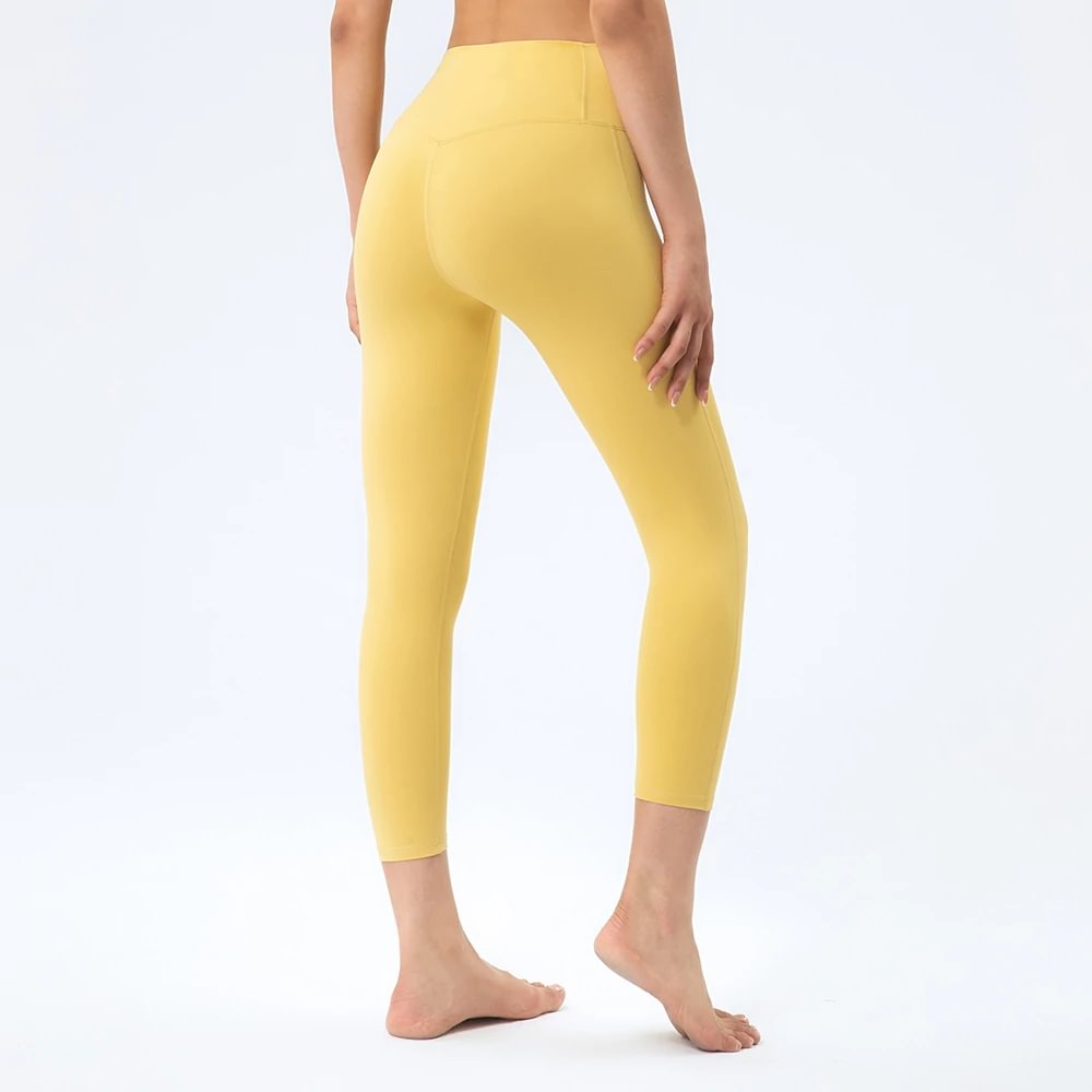 Hergymclothing capri running leggings with pockets