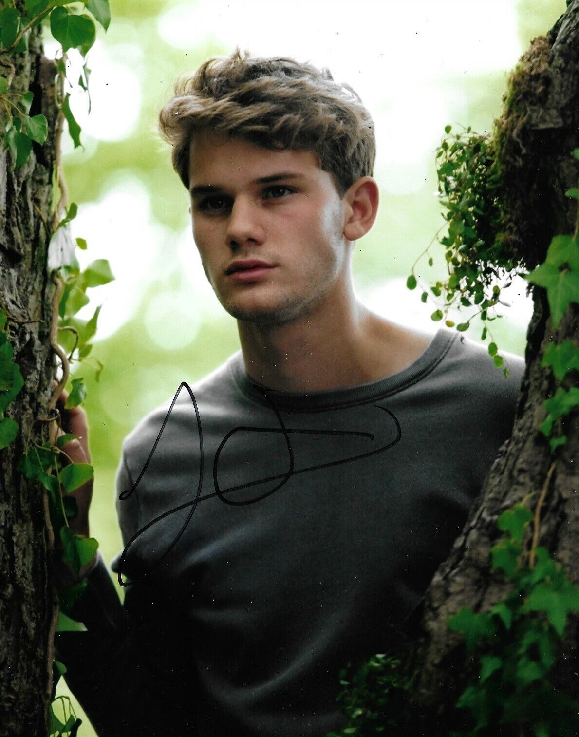 Jeremy Irvine Signed 10x8 Photo Poster painting AFTAL