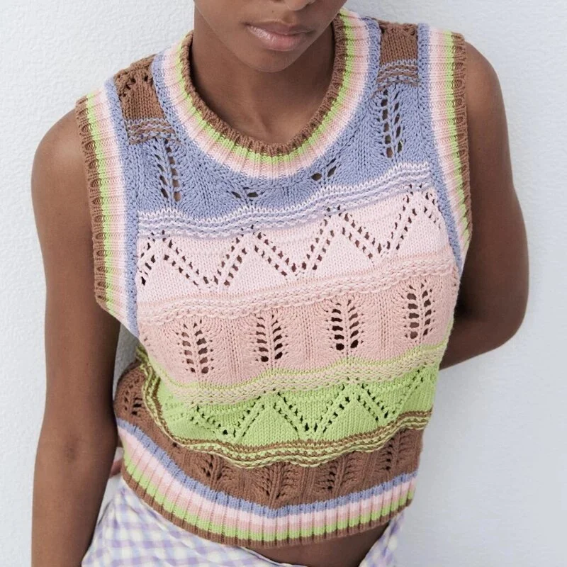 New Women Sweet Fashion Rainbow Striped Crochet Top Vest Sweater Female Retro O-neck Sleeveless Chic Casual Top