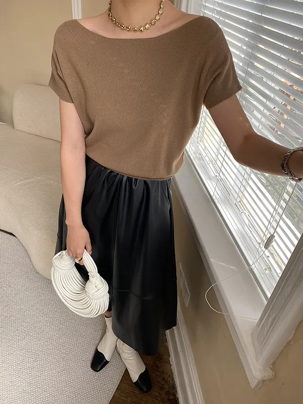 Women's Solid Boat Neck Pullover