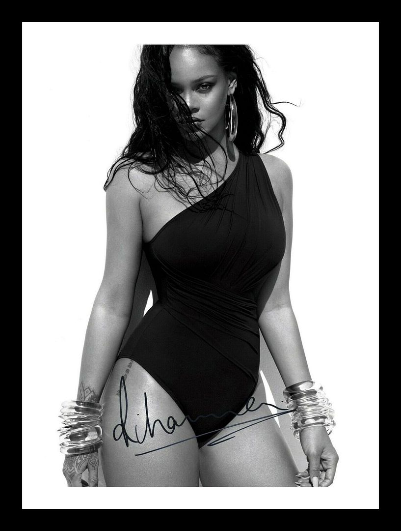 Rihanna Autograph Signed & Framed Photo Poster painting 25