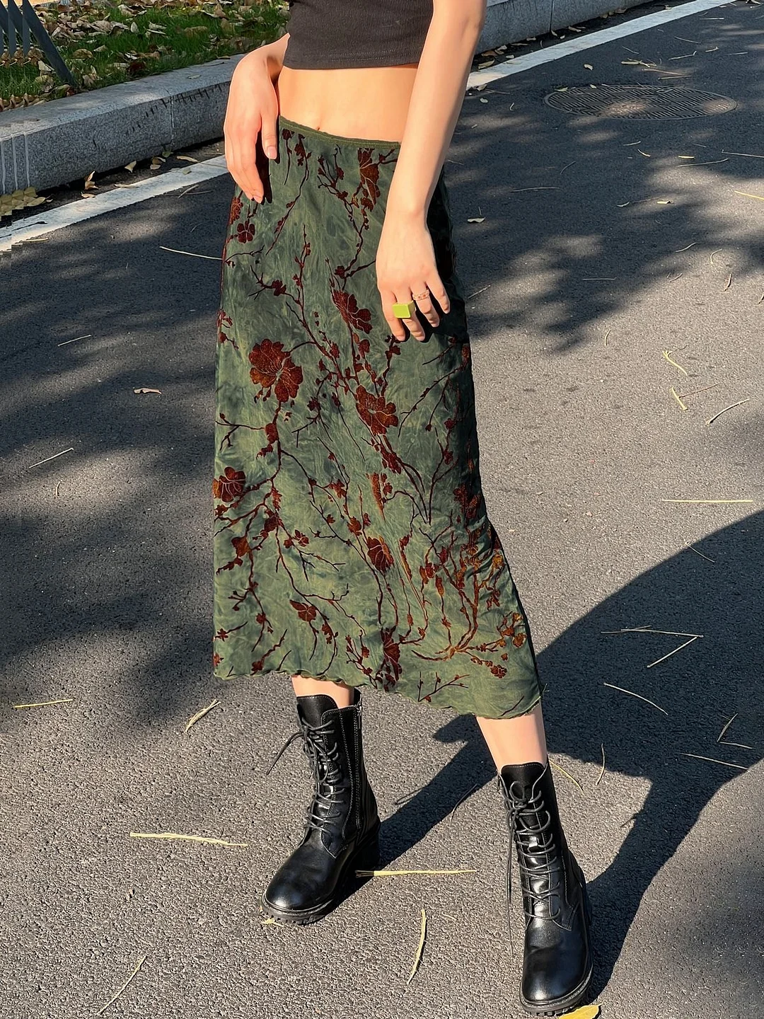 Emmiol Mesh Lining Vintage Floral Midi Skirt