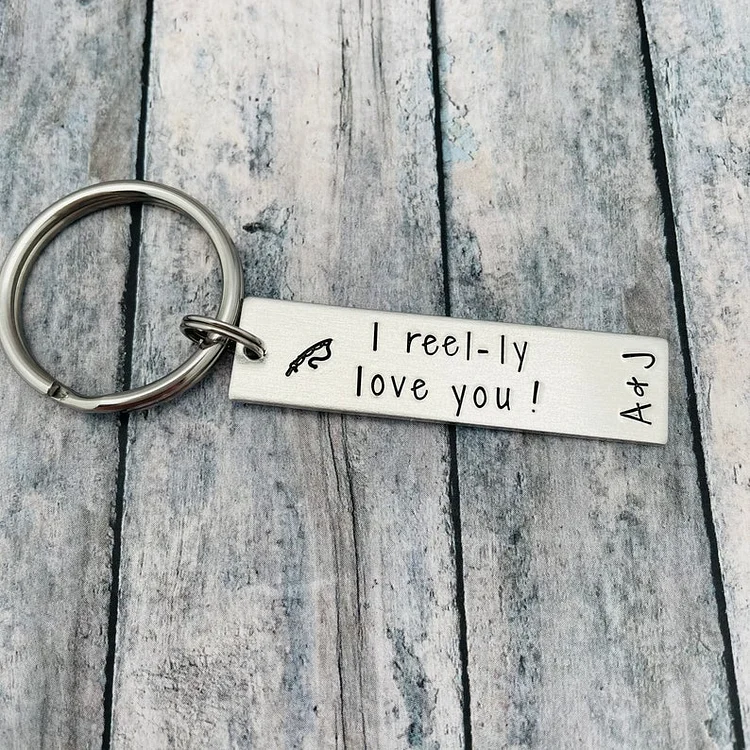 Personalized Initial Couples Fishing Keychain "I Reel-ly Love You"