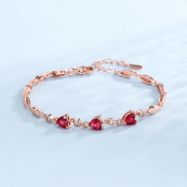 Rose gold heart-shaped crystal bracelet