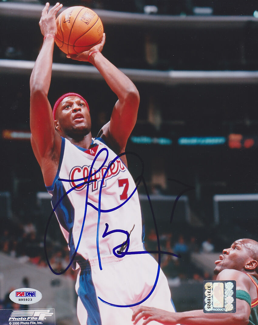 Lamar Odom SIGNED 8x10 Photo Poster painting Los Angeles Clippers PSA/DNA AUTOGRAPHED