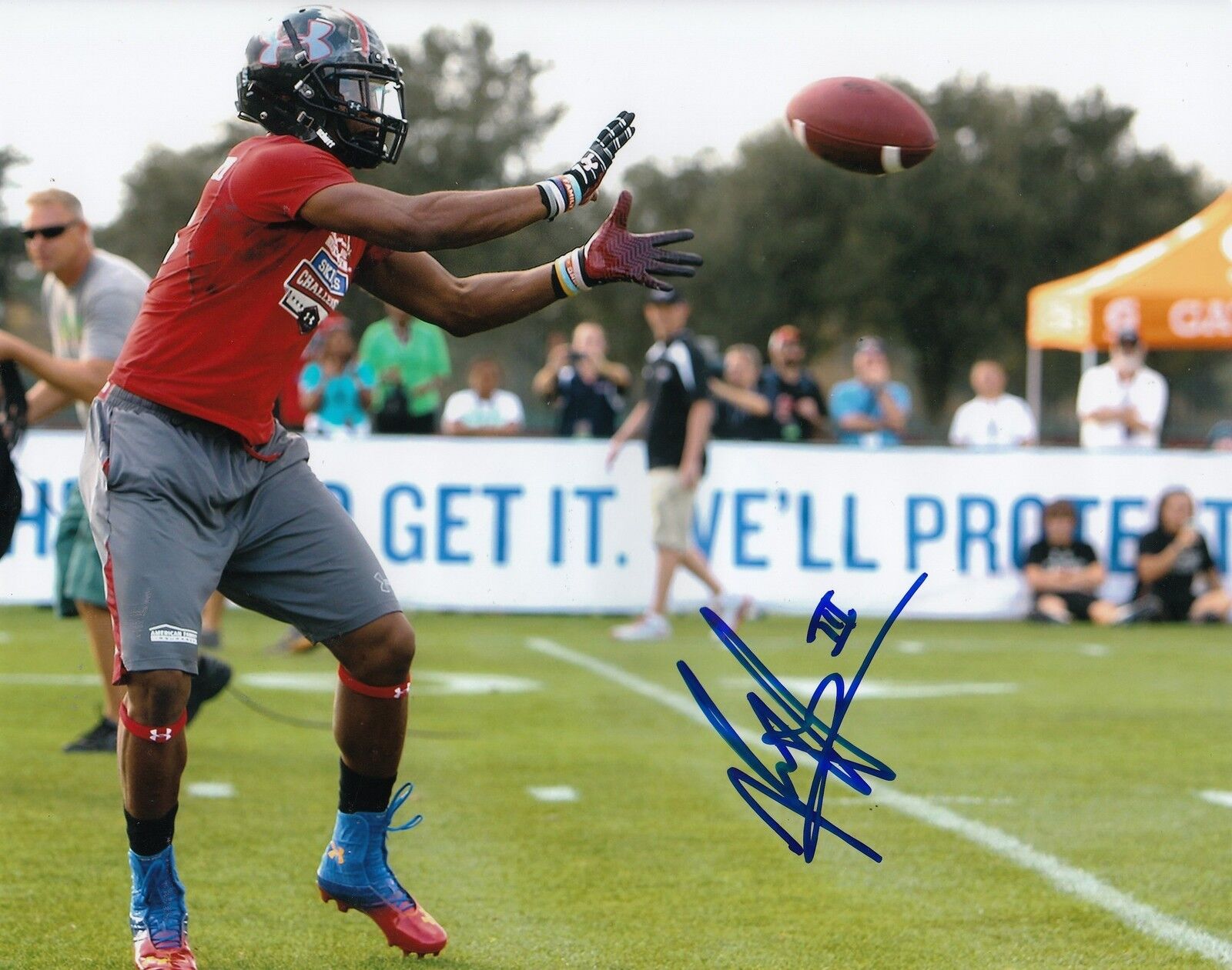 VERNON HARGREAVES III signed (FLORIDA GATORS) 8X10 Photo Poster painting TAMPA BAY BUCCANEERS #3