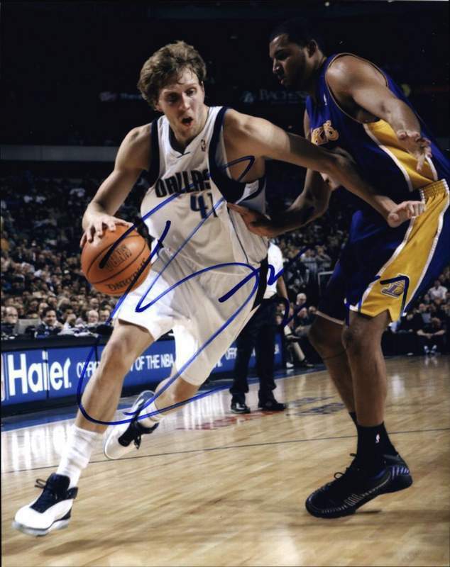 Brian Cook signed NBA basketball 8x10 Photo Poster painting W/Certificate Autographed 001