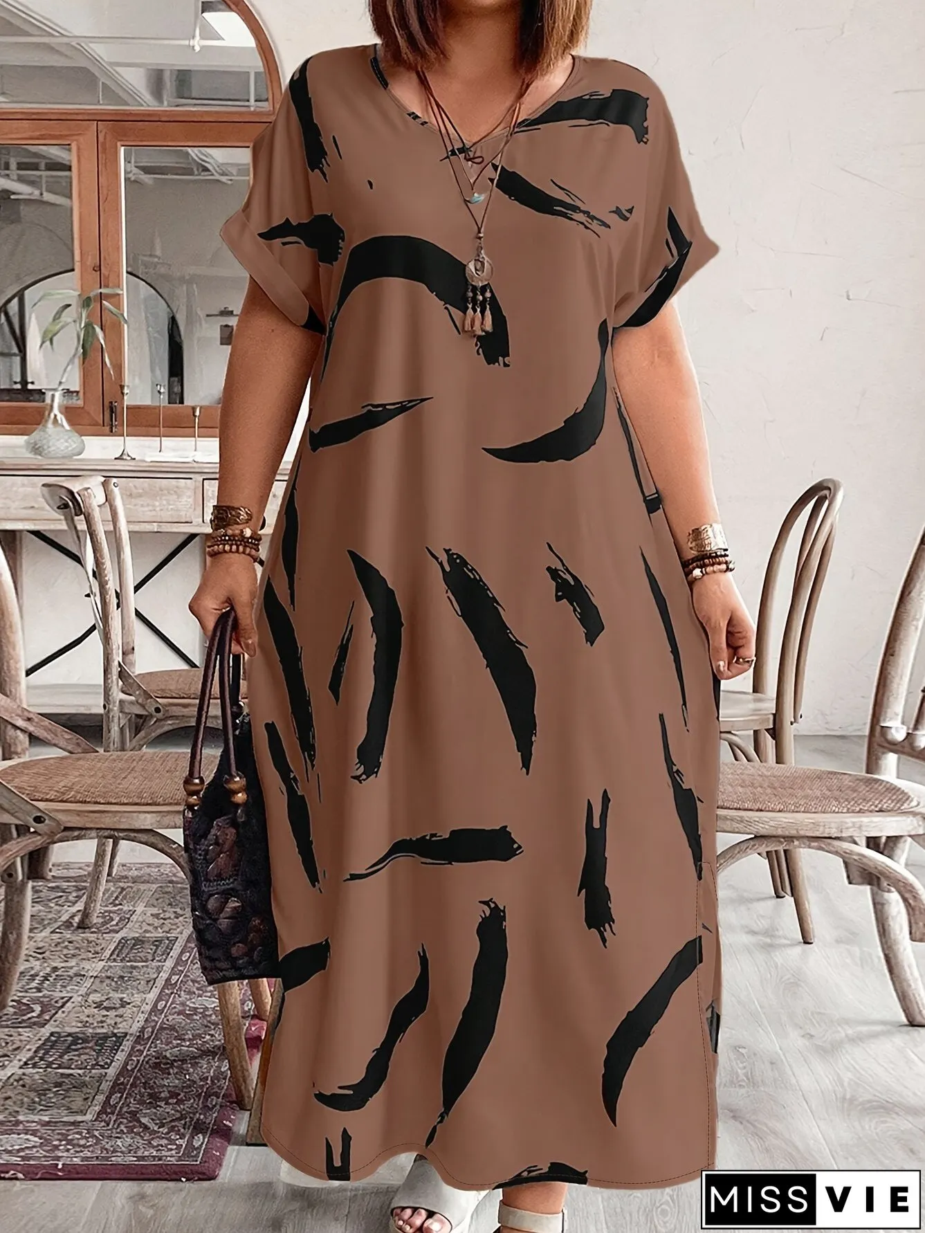 Plus Size Women short-sleeved printed slit dress