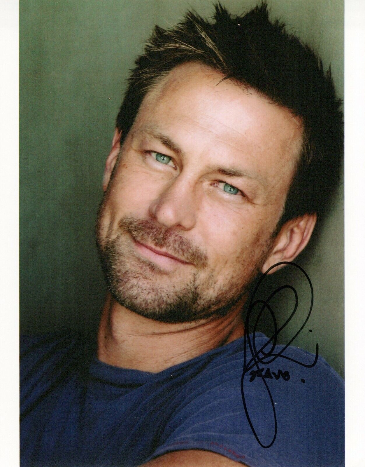 Grant Bowler head shot autographed Photo Poster painting signed 8x10 #2