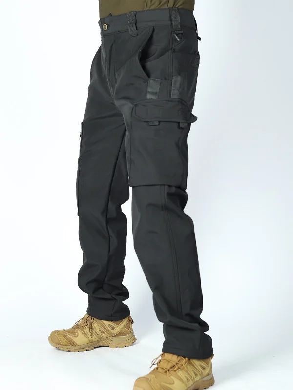 Warme Herren-Outdoor-Wanderhose mit mehreren Taschen und multifunktionale Trainingshose