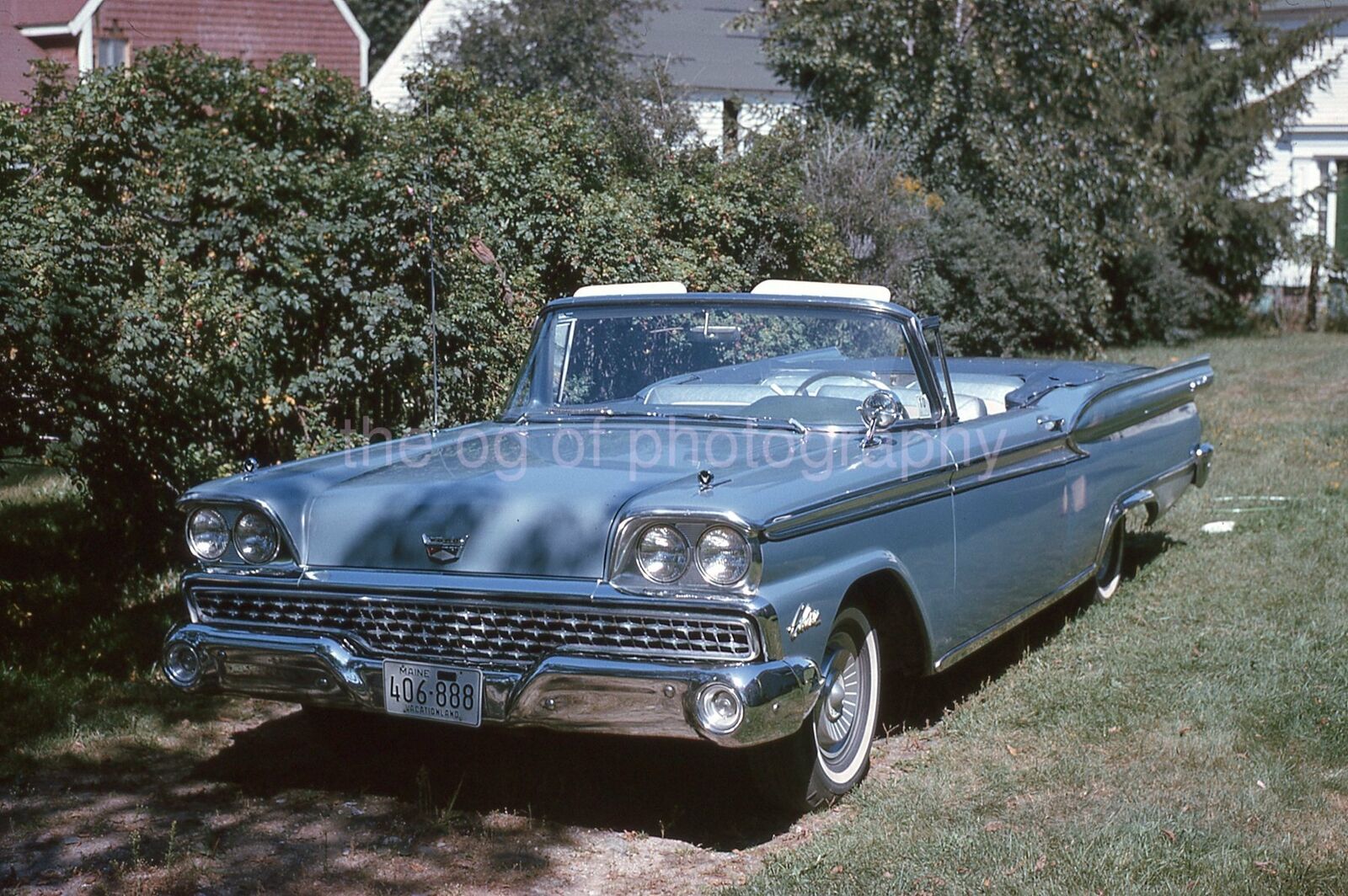 CLASSIC CAR 35mm FOUND SLIDE Vintage COLOR Transparency ORIGINAL Photo Poster painting 21 T 67 H