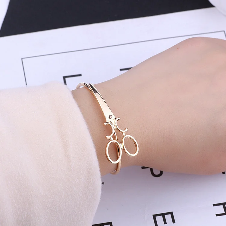 Joystickhouse Fashion Scissors Charm Bracelets For Women Men Simple Shears Opening Bangles Hair Stylist Jewelry Pulseira
