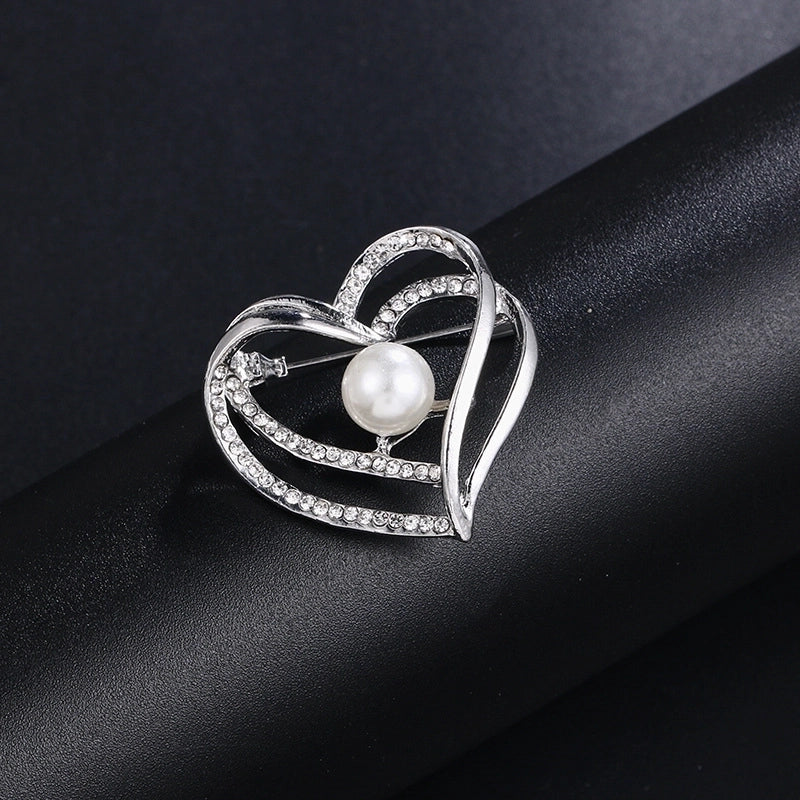 Elegant Pin Leaf Flower Butterfly Alloy Plating Inlay Rhinestones Pearl Women’S Brooches