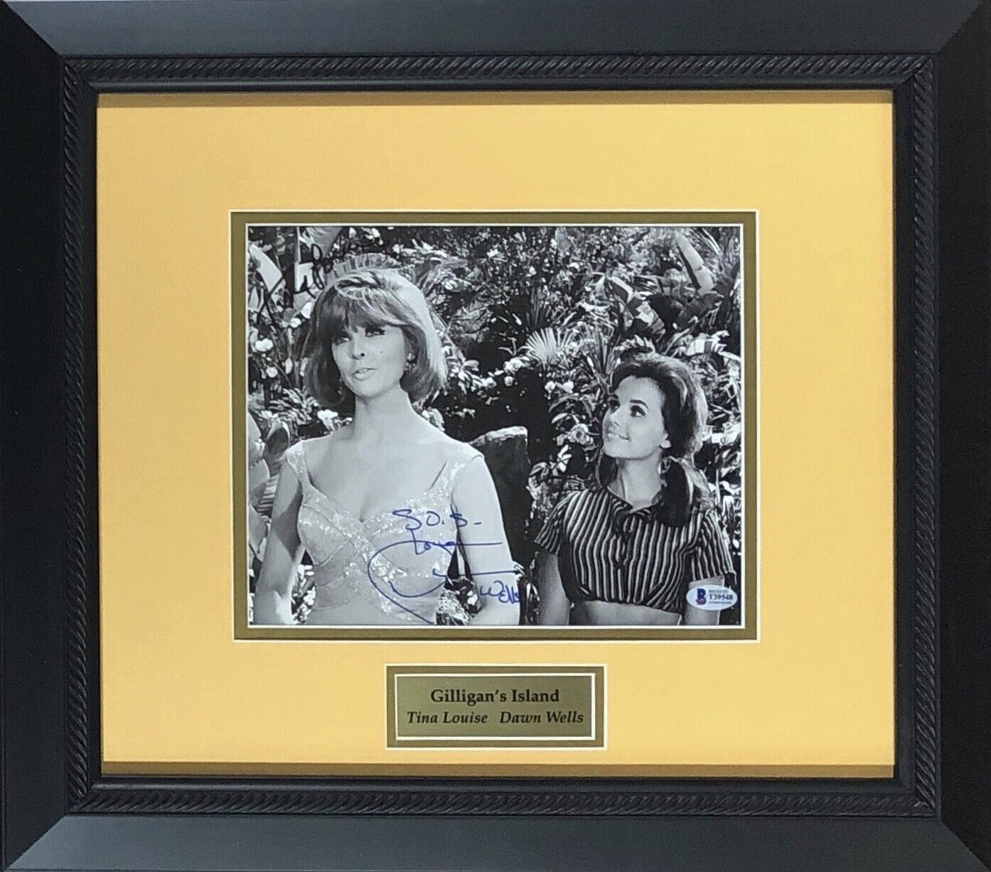 TINA LOUISE & DAWN WELLS Autographed 8x10 GILLIGAN'S ISLAND Photo Poster painting FRAMED BECKETT