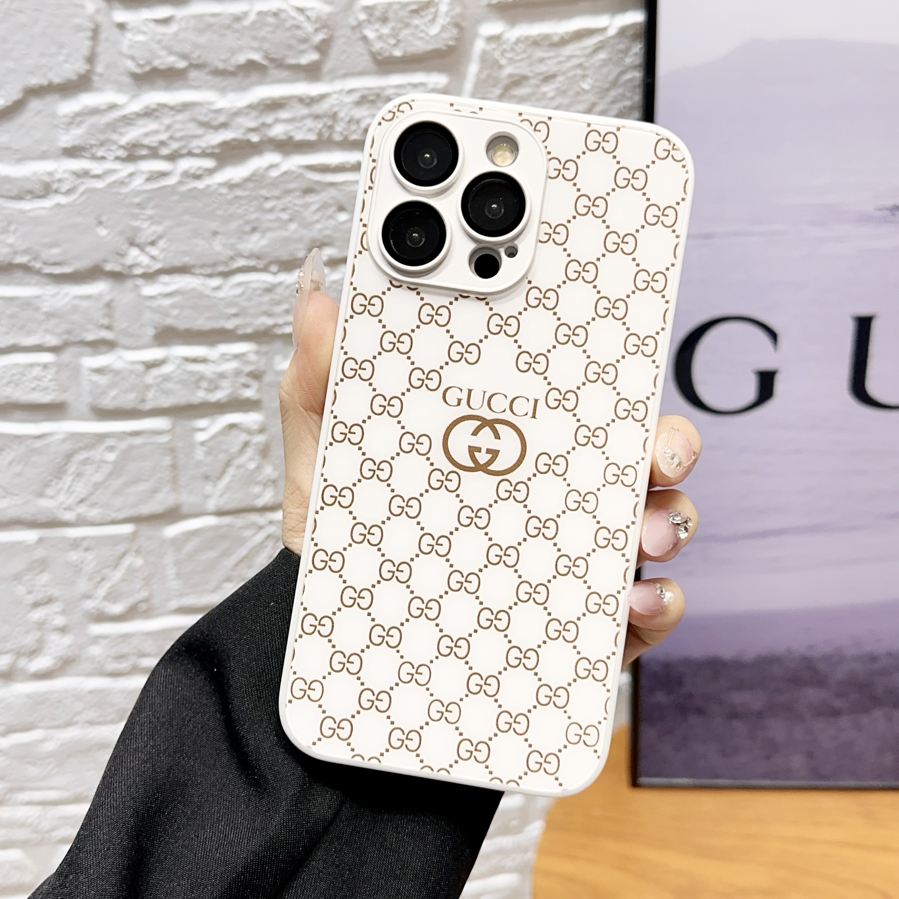 Gucci Monogram Glass Drop Protection Apple iPhone Case
