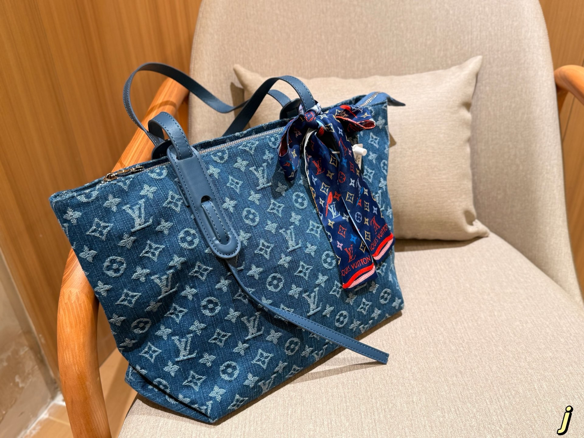 20bee8022f7696248ec5d9fa2c277385