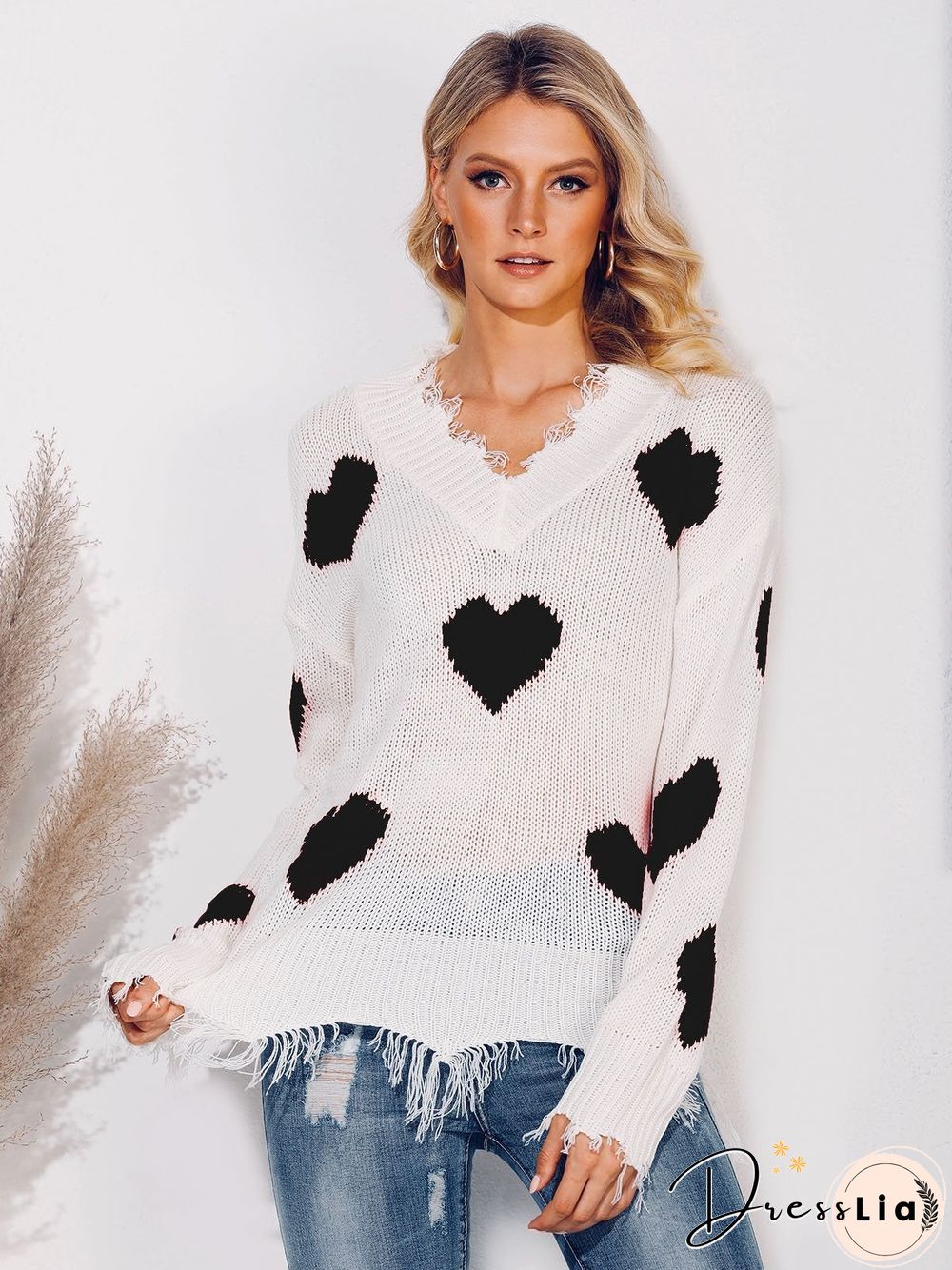 Long Sleeve Graphic V Neck Sweater