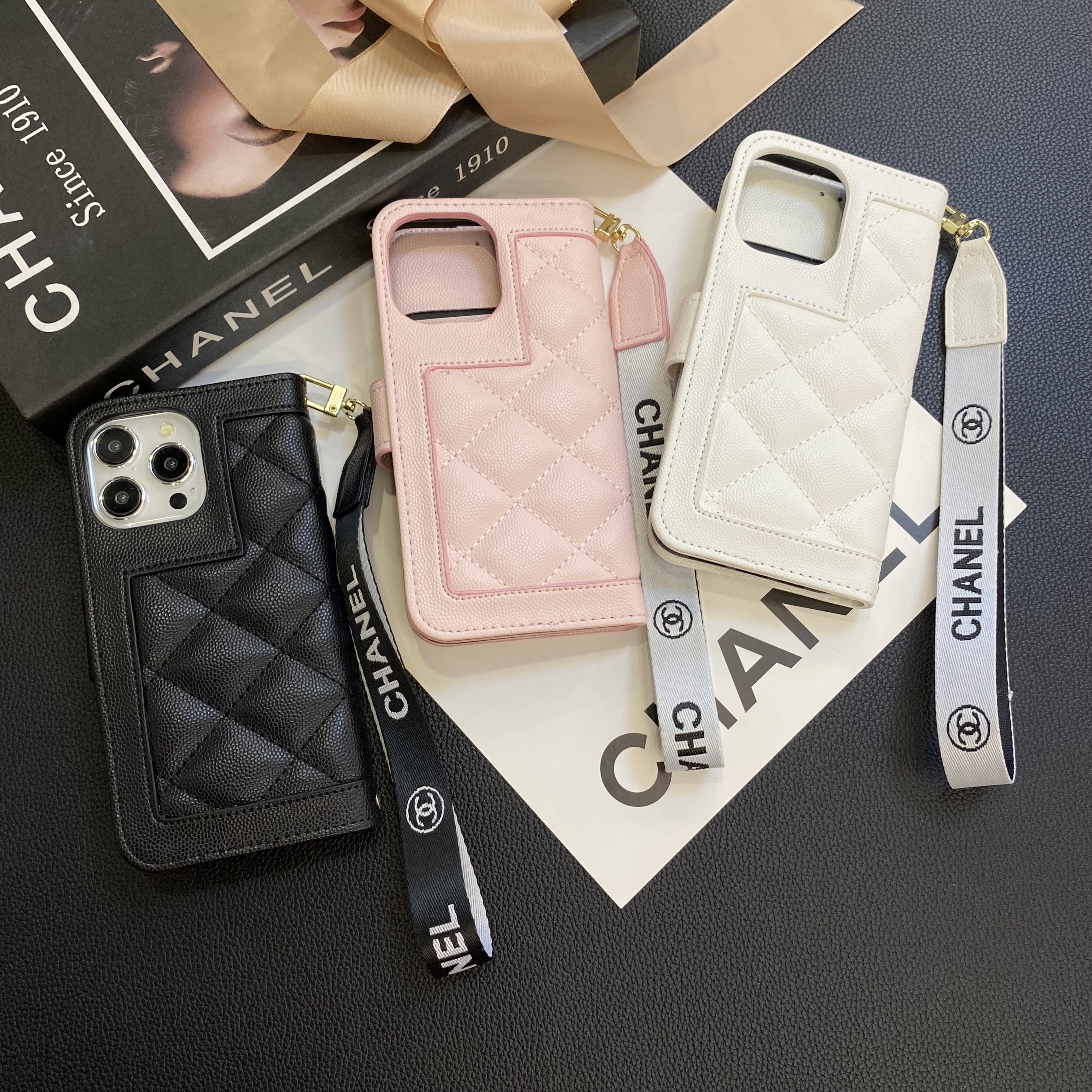 Chanel Genuine Leather Wallet Leather Crossbody Bag Apple iPhone Case